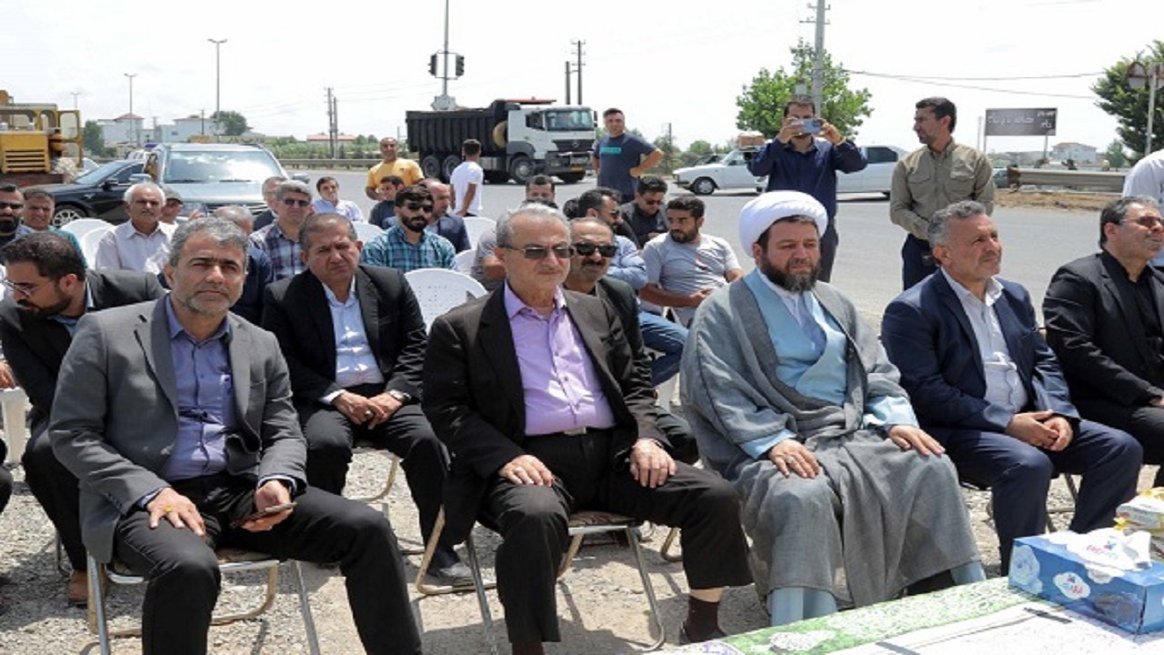 آغاز عملیات اجرایی ۲ پروژه راهداری در محمود آباد