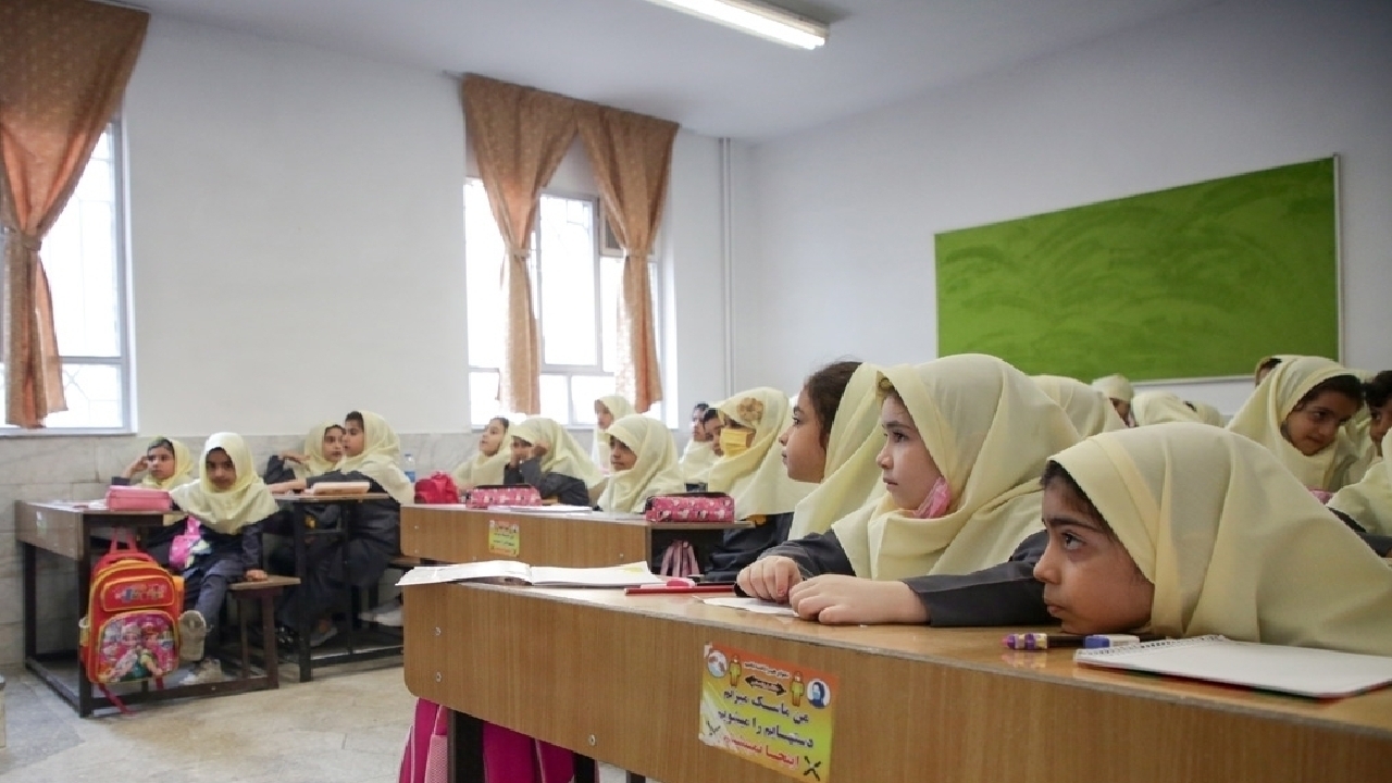معلمان مدارس غیردولتی شناسنامه دار می‌شوند