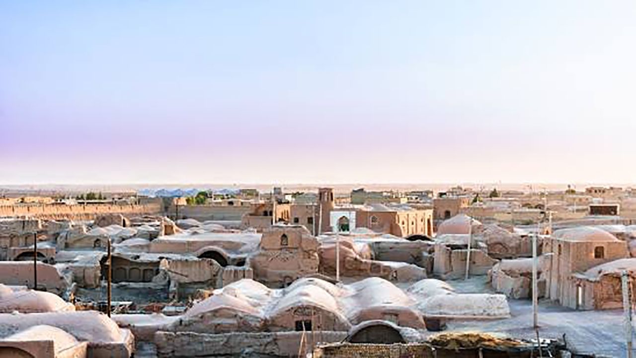 نظر گردشگر دانمارکی درباره شهر ورزنه اصفهان + فیلم