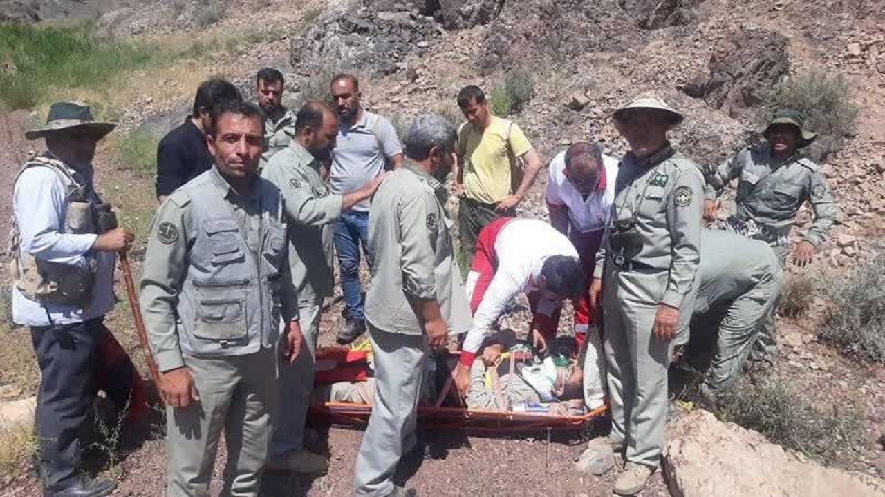 نجات محیط‌بان در ارتفاعات مرکان خوی