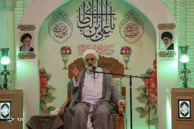عید غدیر، بزرگترین روز در جهان است عید غدیر، بزرگترین روز در جهان است