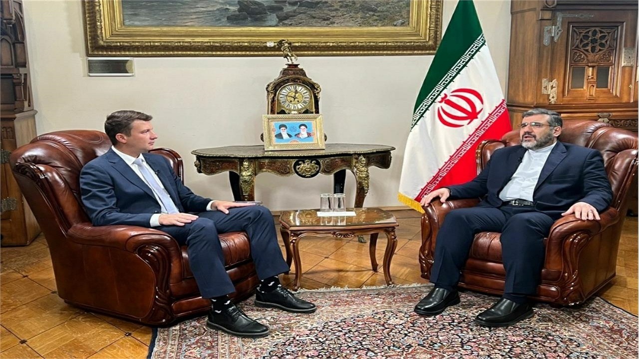 ویزای گروهی برای گردشگران ایران و روسیه حذف خواهد شد