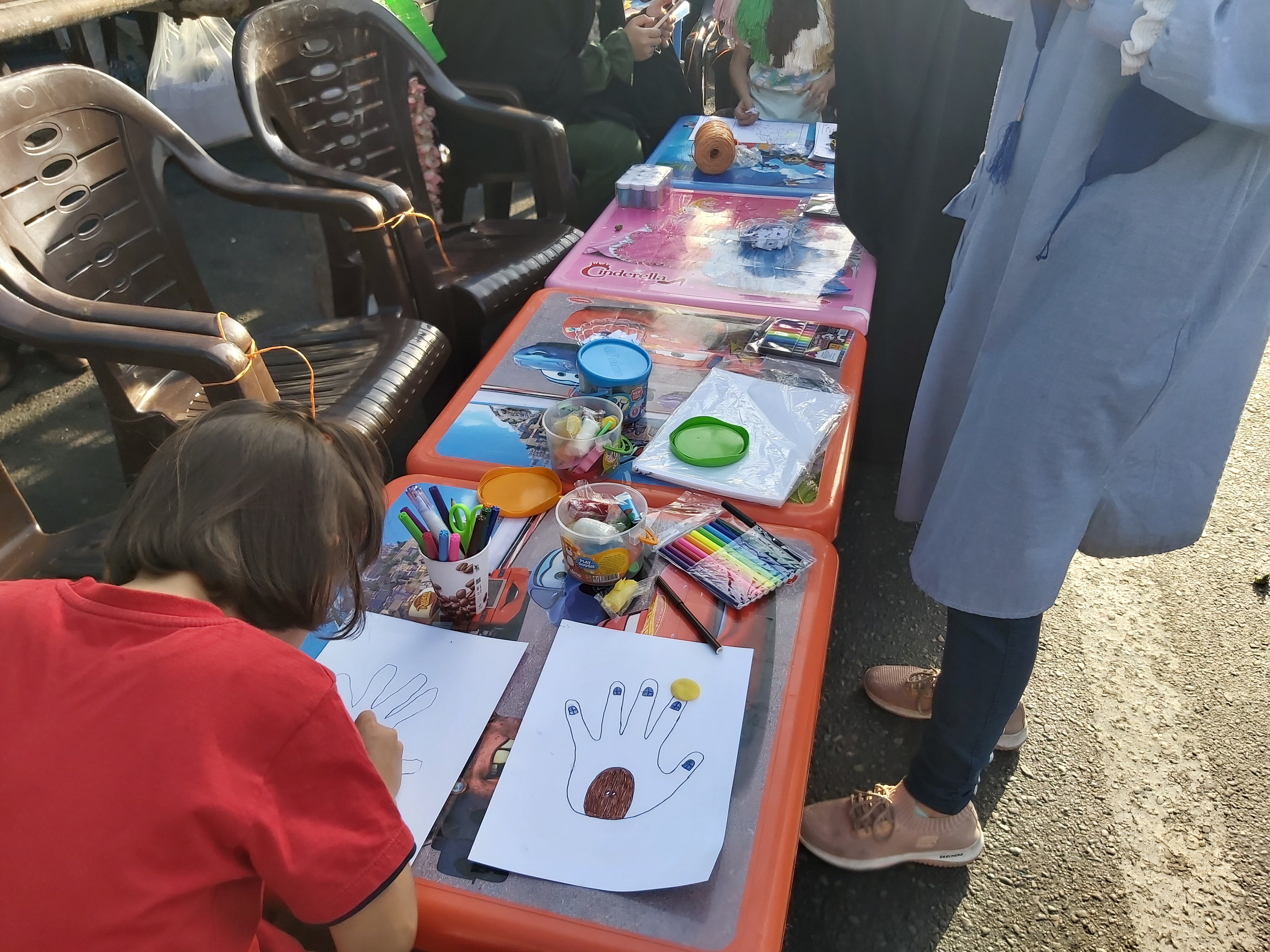 میز نقاشی کودکان