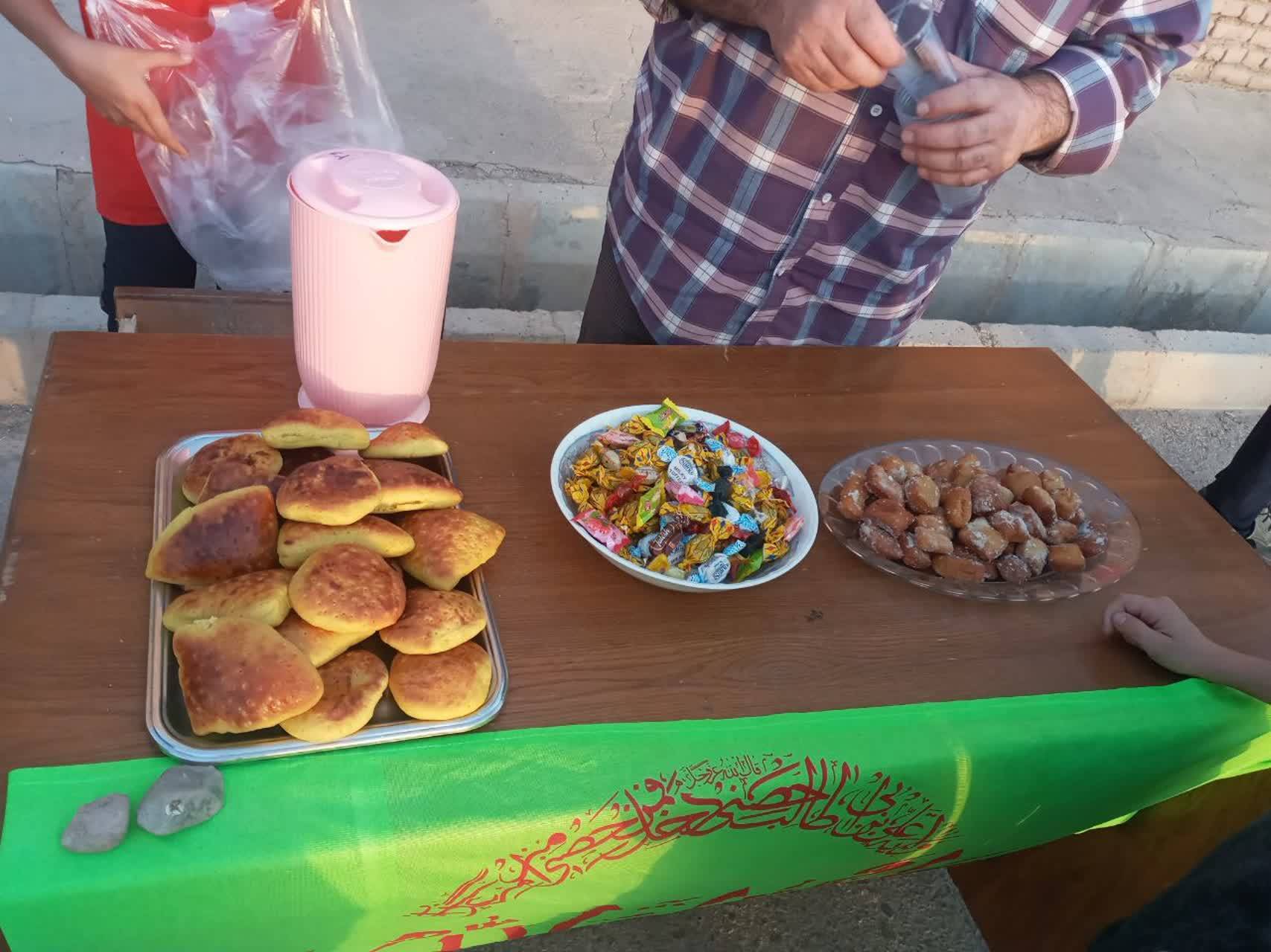پذیرایی به مناسبت عید غدیر