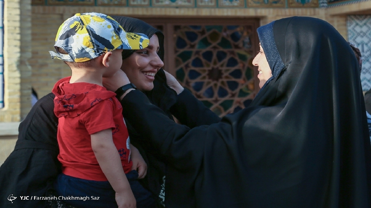 گرامیداشت روز عفاف و حجاب در رادیو ایران