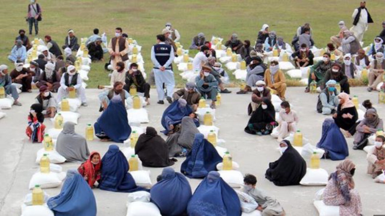 کمک بیش از ۱۲ نهاد امداد رسان به افغانستان