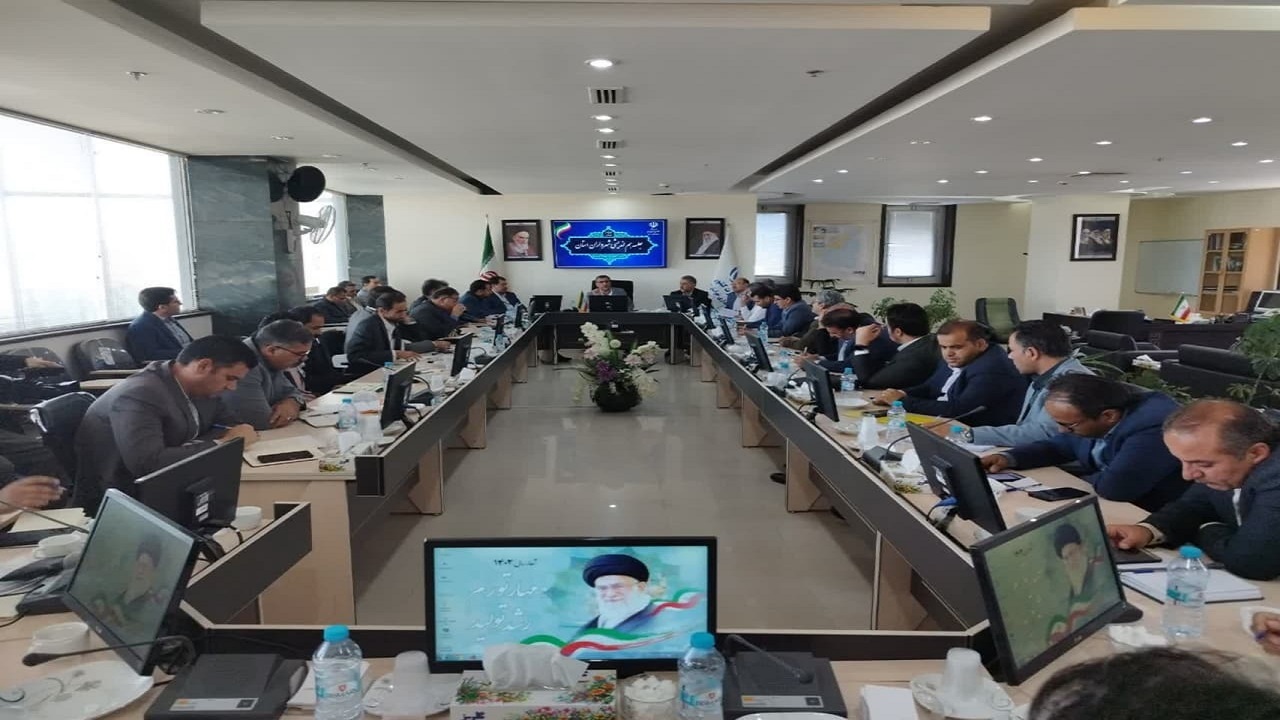 درخواست معاون استاندار برای پلمب ادارات دولتی و عمومی فاقد پروانه