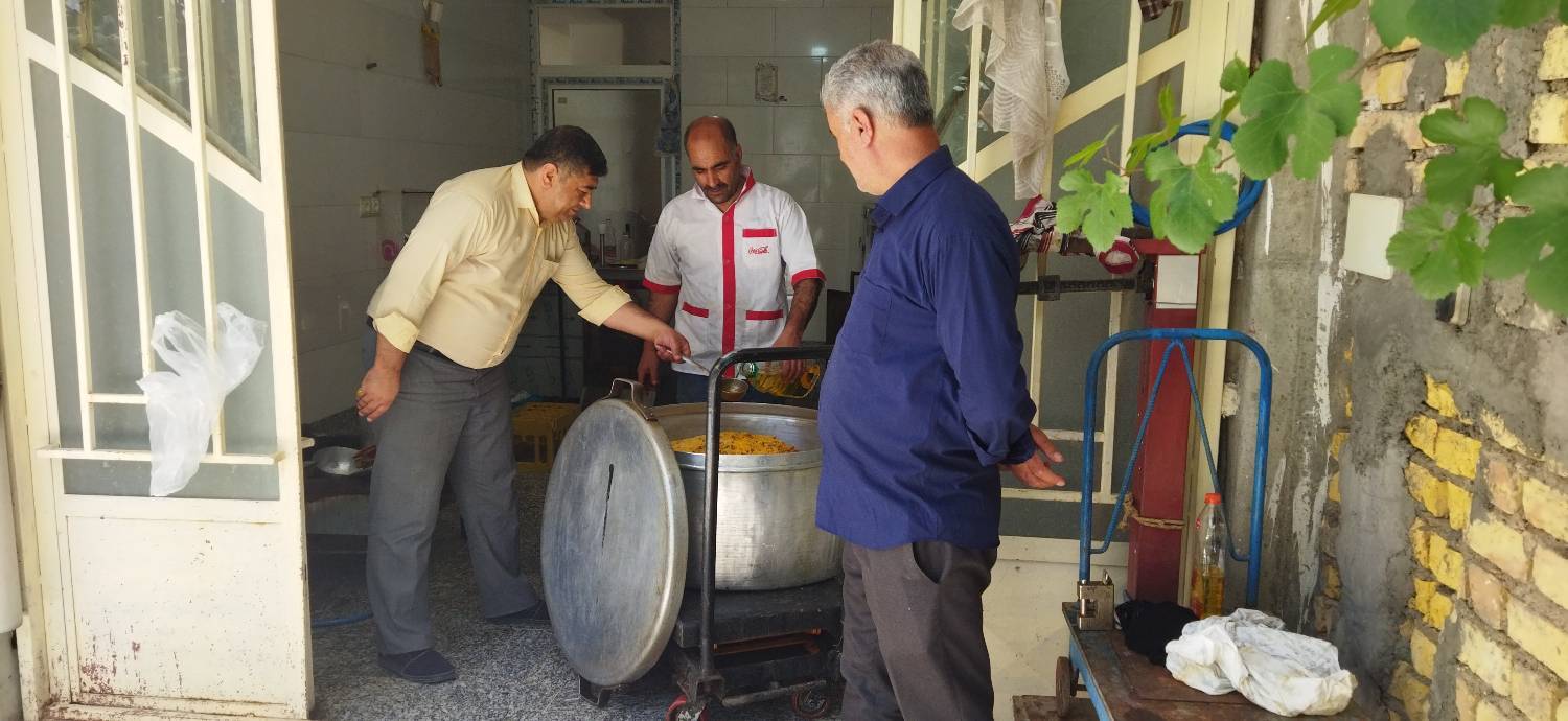 پخت غذای نذری