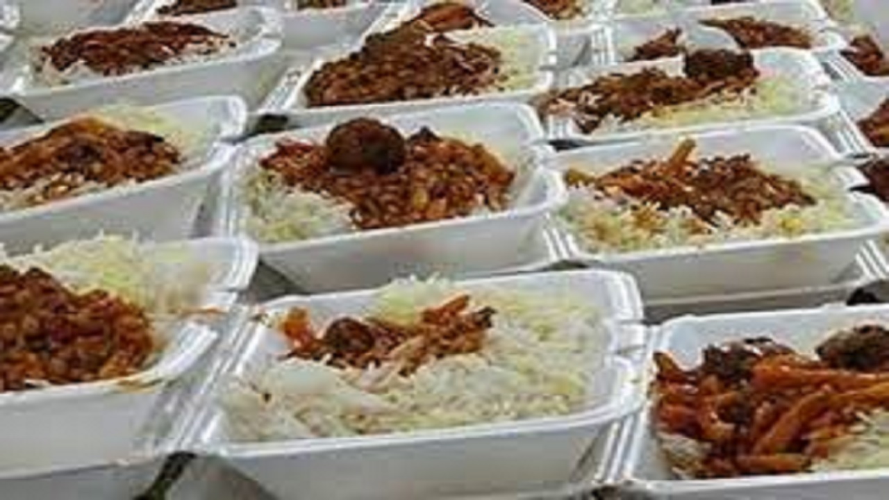 توزیع ۴ هزار پرس غذای گرم بین نیازمندان اسدآبادی