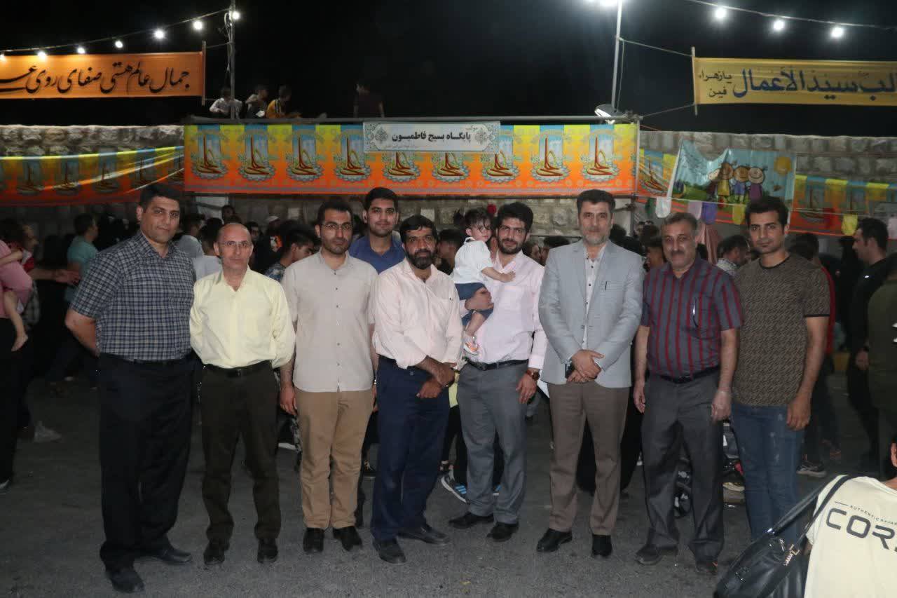 شرکت در مراسم جشن