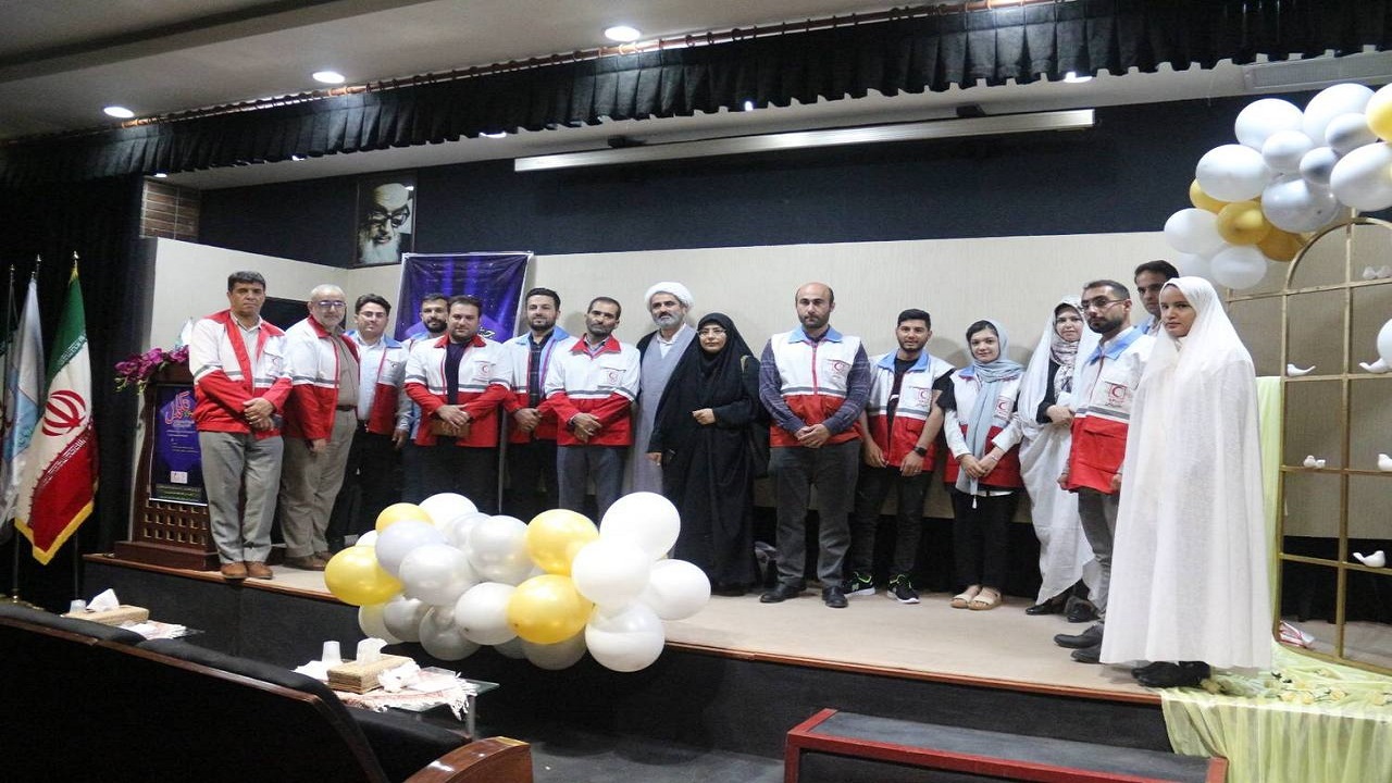 تقدیر از زوج‌های داوطلب هلال احمر در قزوین