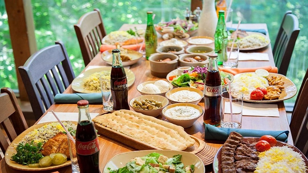 ۸ ترفند کافه‌ها و رستوران‌ها برای جذاب‌تر کردن غذای خود