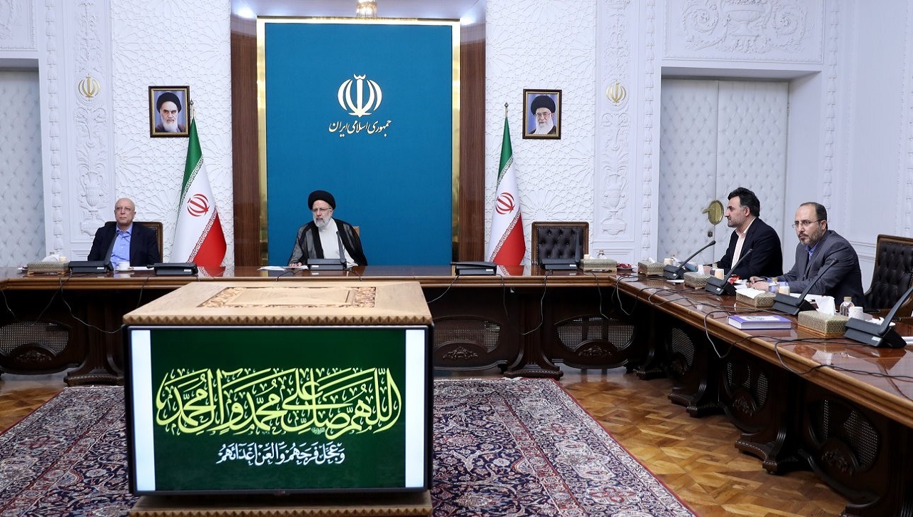 ماموریت رئیسی به سازمان اداری و استخدامی برای رفع مشکلات جذب پزشک در هیأت‌های علمی
