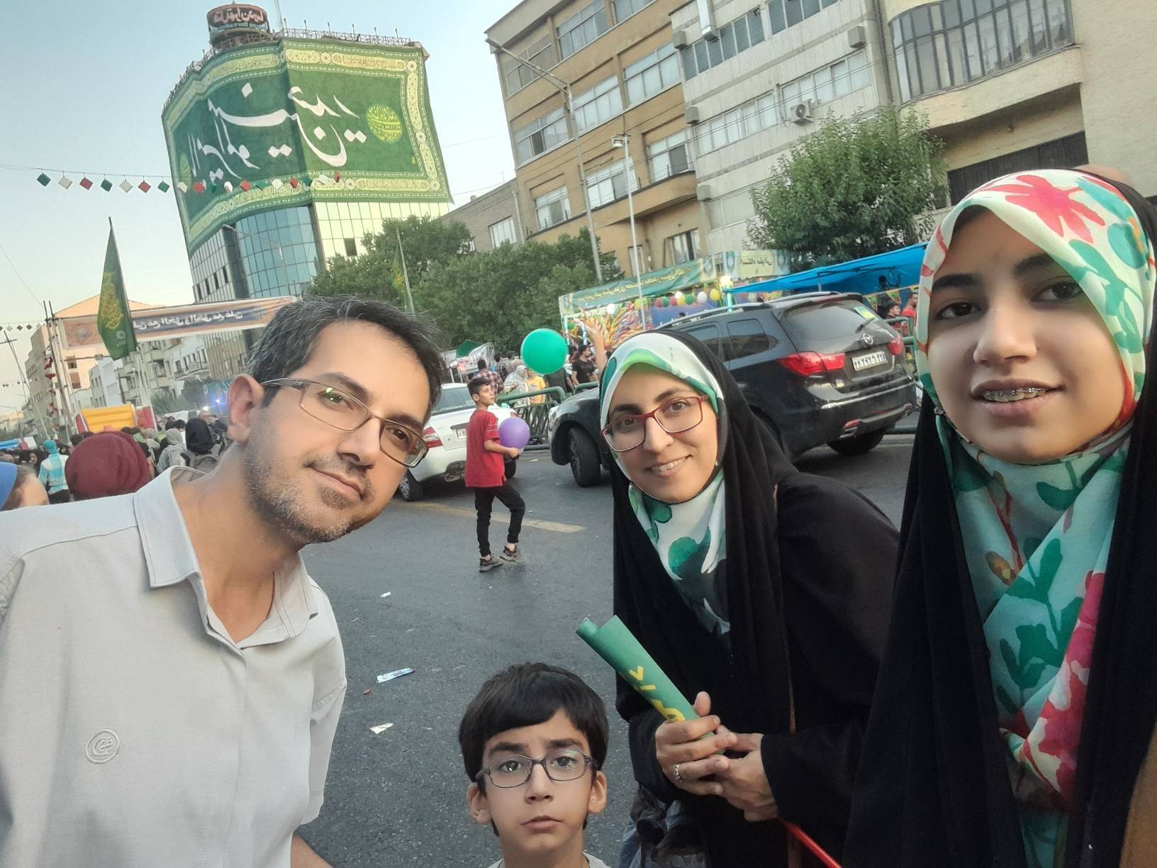 حضور خانوادگي در مهماني کيلومتري
