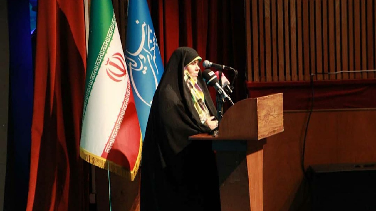 دختران برای کشور فرصت به شمار می‌آیند