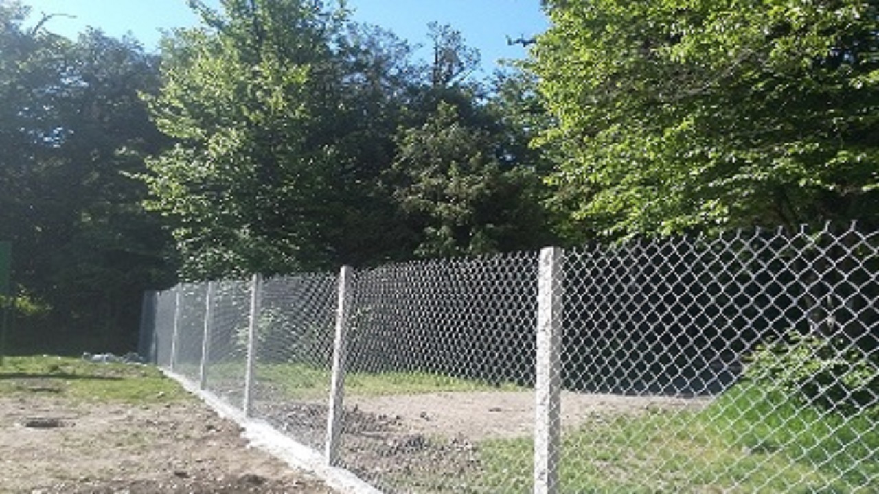 حصار کشی عده‌ای سودجو در جنگل‌های روستای پاقلعه رامیان + فیلم