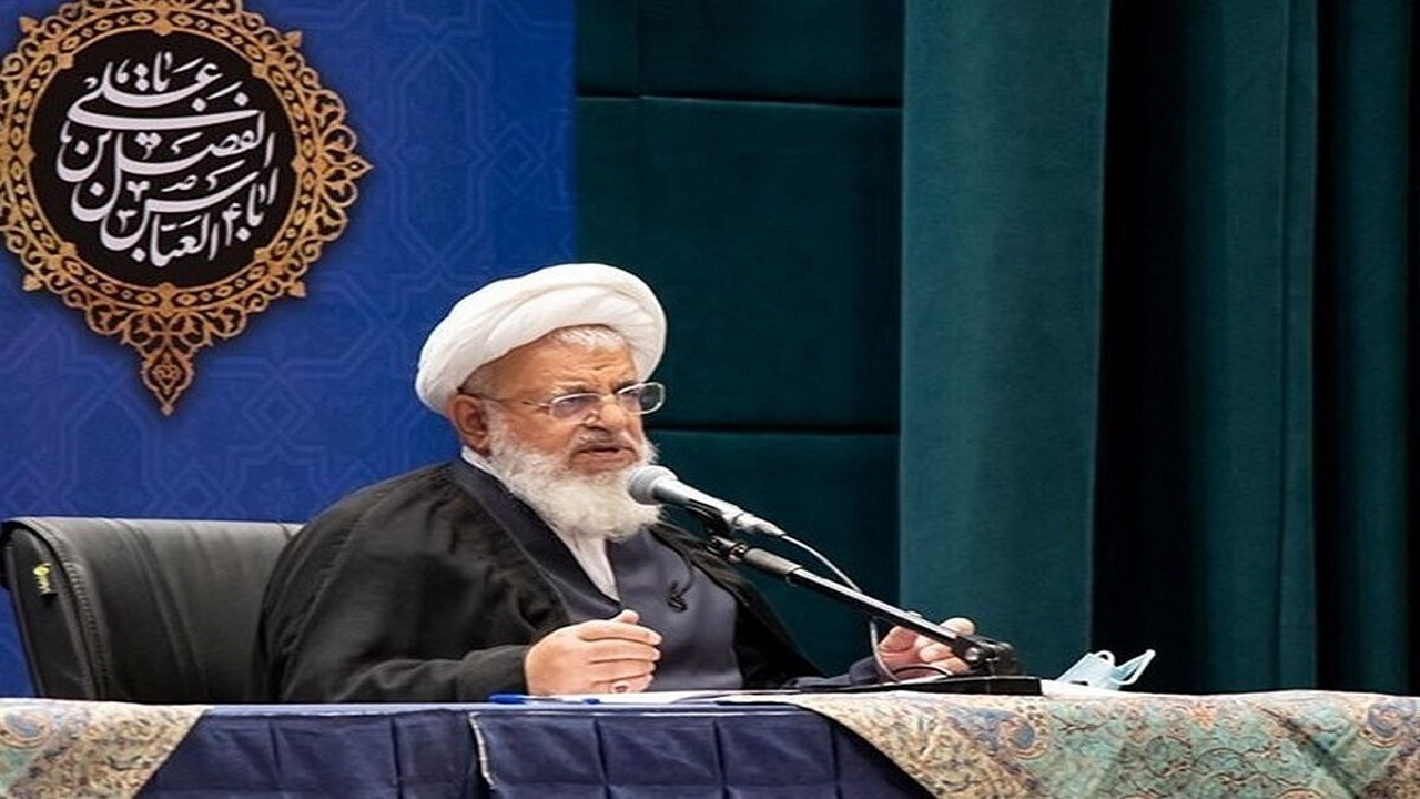 دانش‌آموزان در آماج اطلاعات فضای مجازی قرار گرفته‌اند