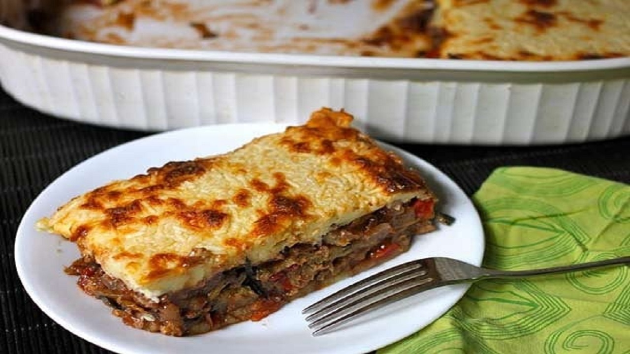 طرز تهیه موساکا یونانی + فیلم