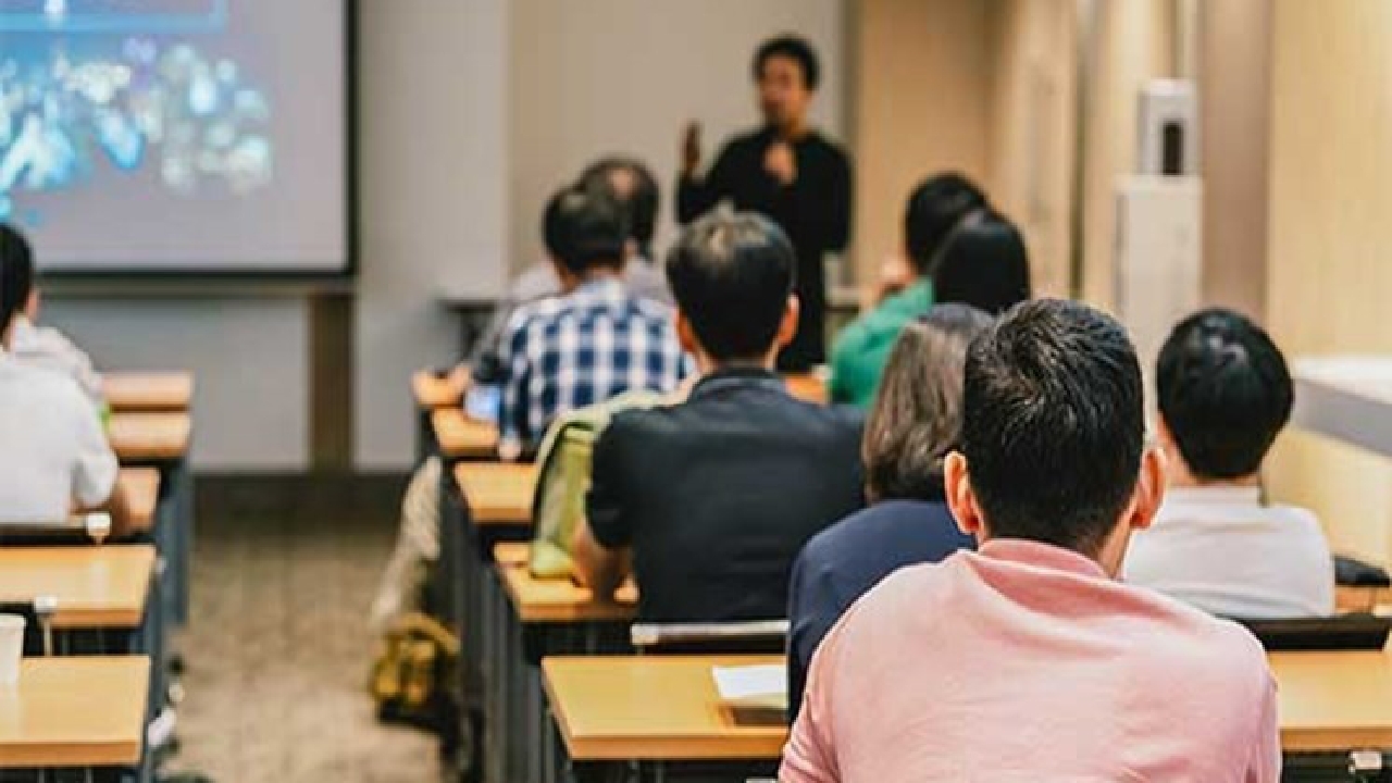 آغاز طرح تمام‌وقت شدن دانشجویان دکتری به مسئله محور شدن پژوهش‌ها