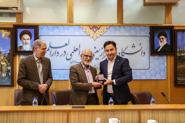 انعقاد تفاهم‌نامه همکاری دانشگاه شیراز و فدرال کازان روسیه