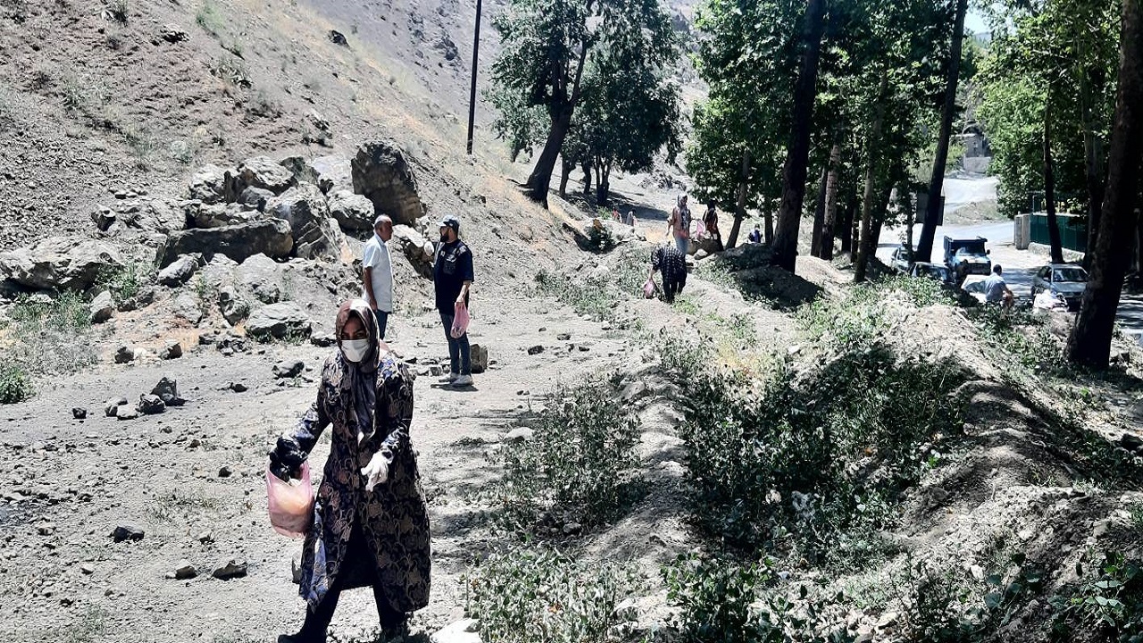 برهم ریختگی طبیعت جاده چالوس به لطف گردشگران + تصاویر