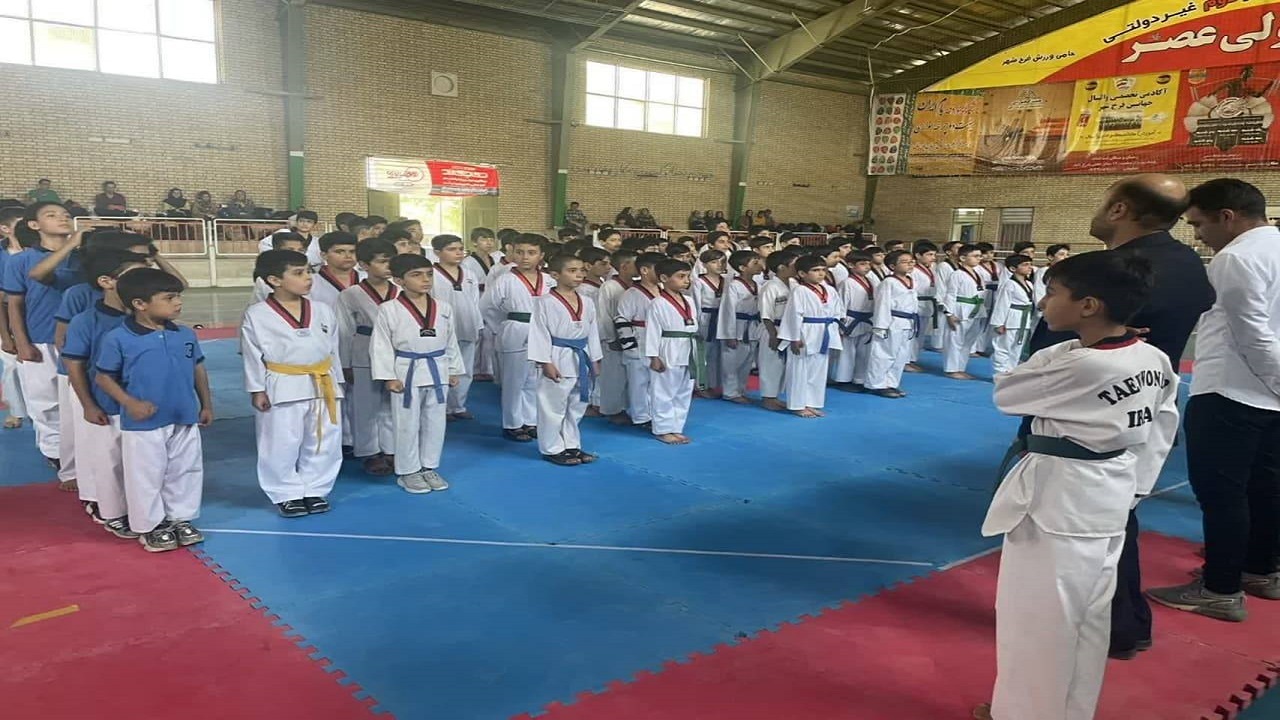 برگزاری مسابقات قهرمانی تکواندو چهارمحال و بختیاری