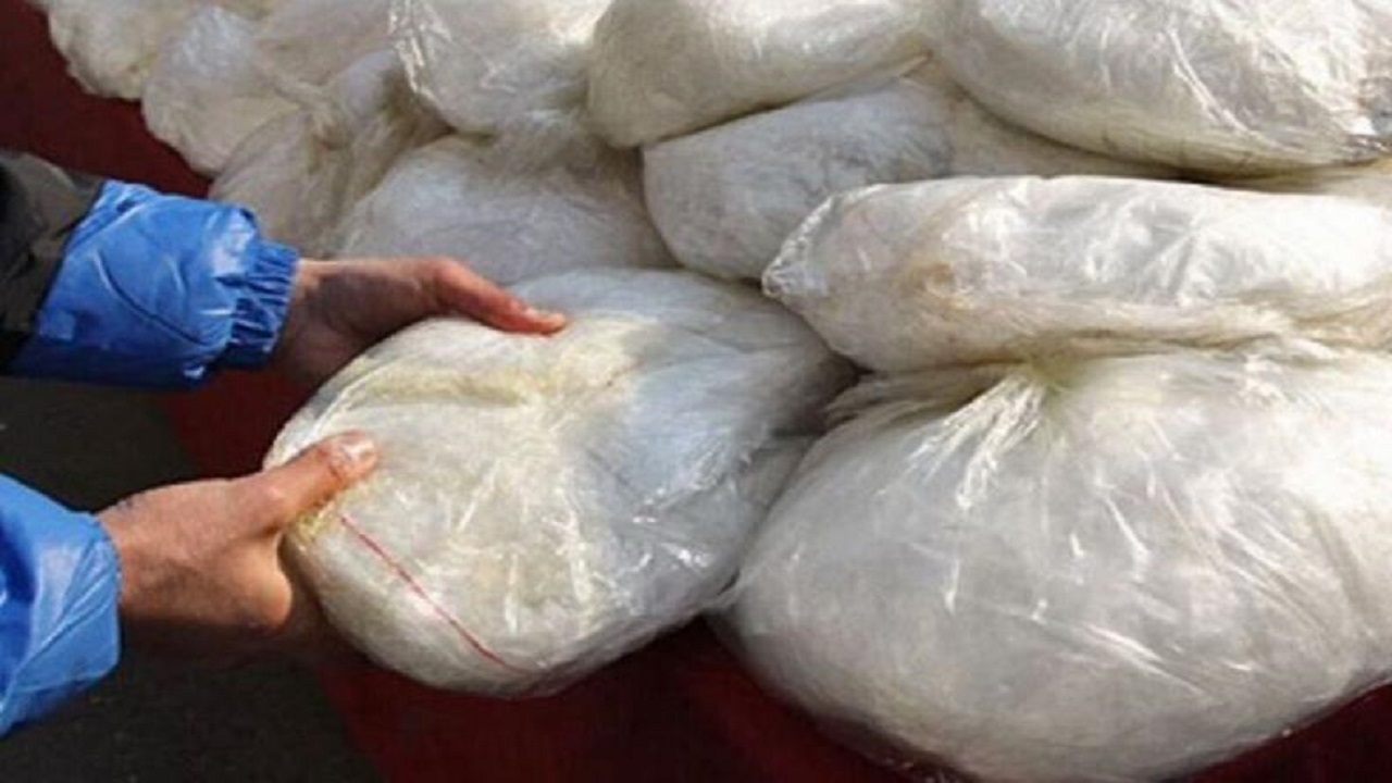 کشف محموله مواد مخدر صنعتی در بندرعباس/ یک تبعه خارجی دستگیر شد