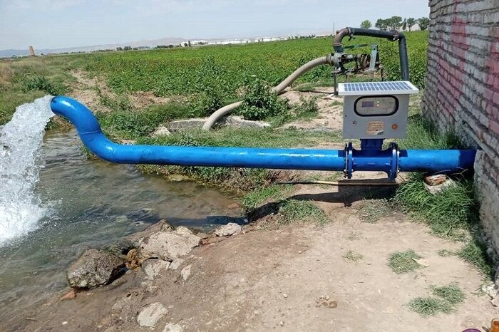 به دلیل خشک شدن چشمه&zwnj;ها، قنوات، چاه&zwnj;های مالداری و کاهش آبدهی آن ها، کم&zwnj;آبی شدید گریبانگیر دامداران و عشایر هم شده است