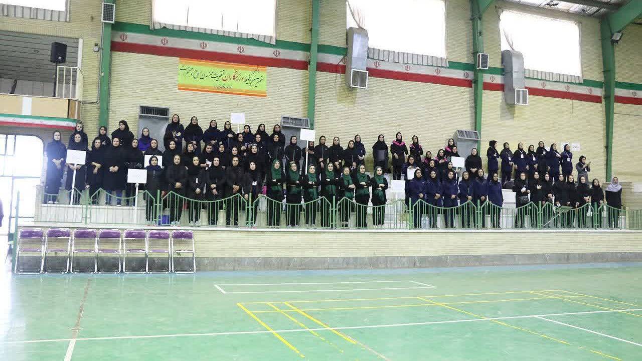 آغاز مسابقات داژبال کارکنان دستگاه&zwnj;های اجرایی کشور در کرمان + تصاویر