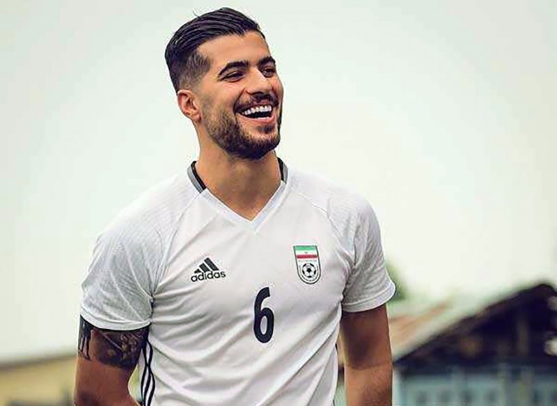 علت عجیب تعویق پرسپولیسی شدن عزت اللهی