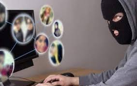 سرقت تلفن همراه و ارسال پیامک پول بزن شیوه جدید سارقان است