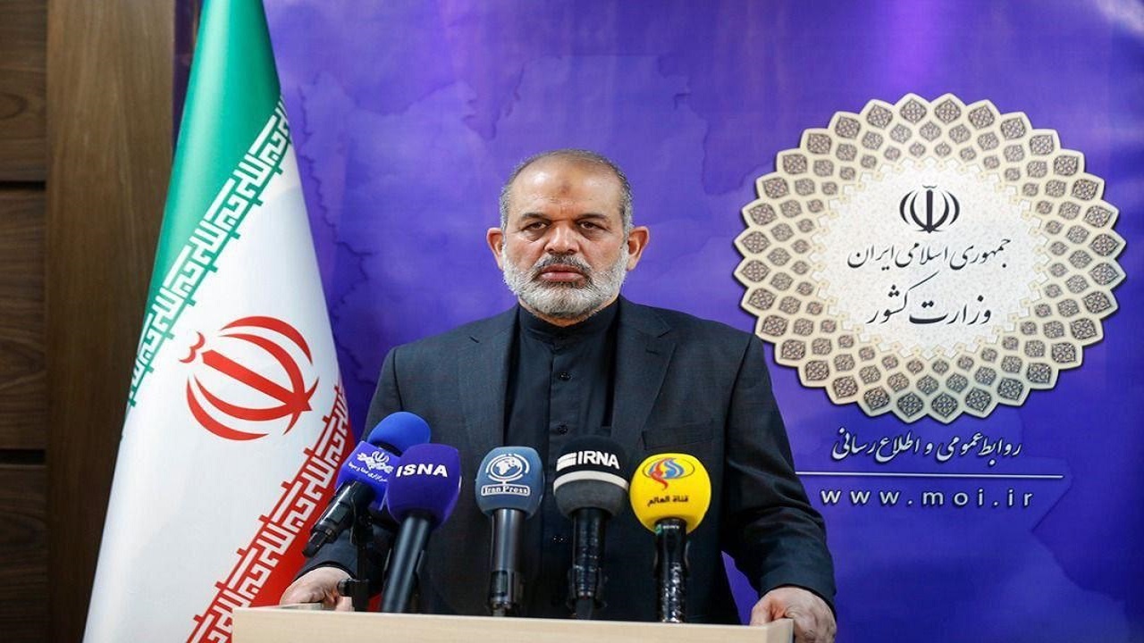 بازگشت ۱۵ درصدی حقوق دولتی معادن به مناطق را پیگیری می‌کنیم/ مسئله مهاجران افغانستانی سیاست‌گذاری واحد می‌خواهد