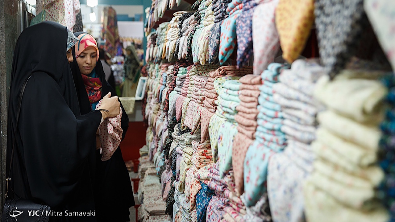 هنرمندان می‌توانند در ترویج مد ایرانی دارای هویت نقش‌آفرینی کنند