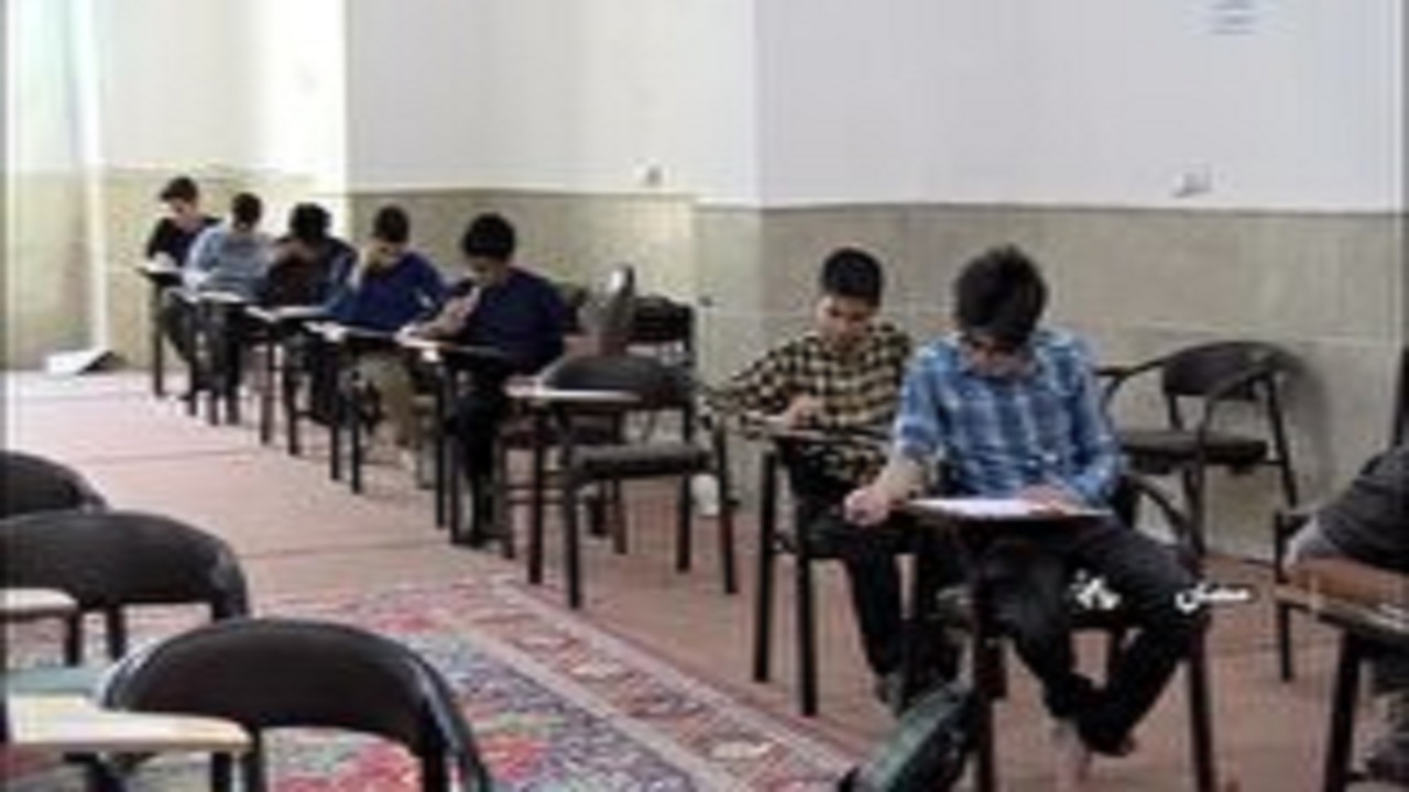 برگزاری آزمون حوزه های علمیه برادران در سمنان
