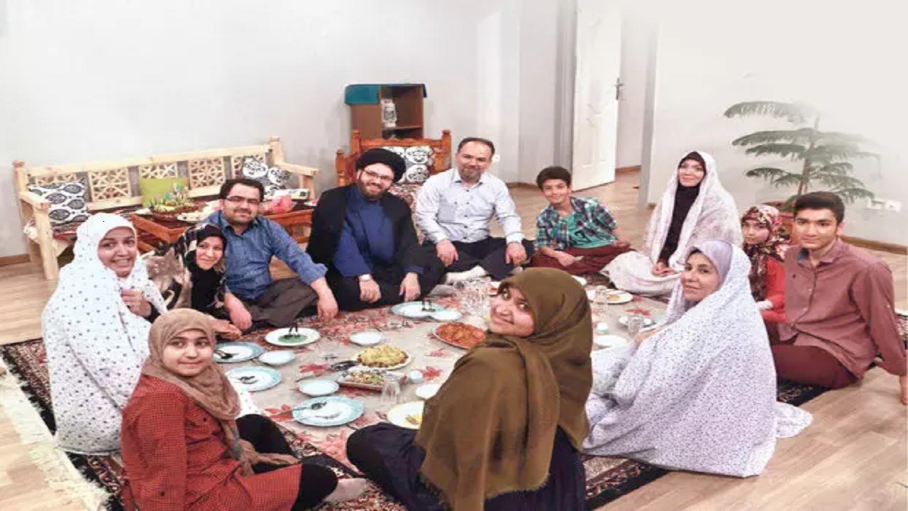 ارتباط عفاف با آرامش خانواده و جامعه با استناد به آیات قرآن