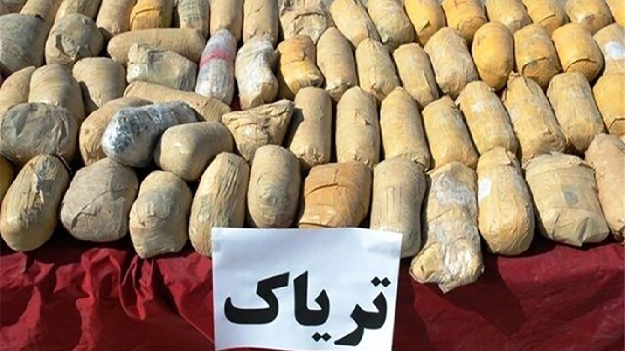 کشف بیش از ۲۲ کیلوگرم تریاک از مخفیگاه قاچاقچی مواد مخدر در غرب پایتخت