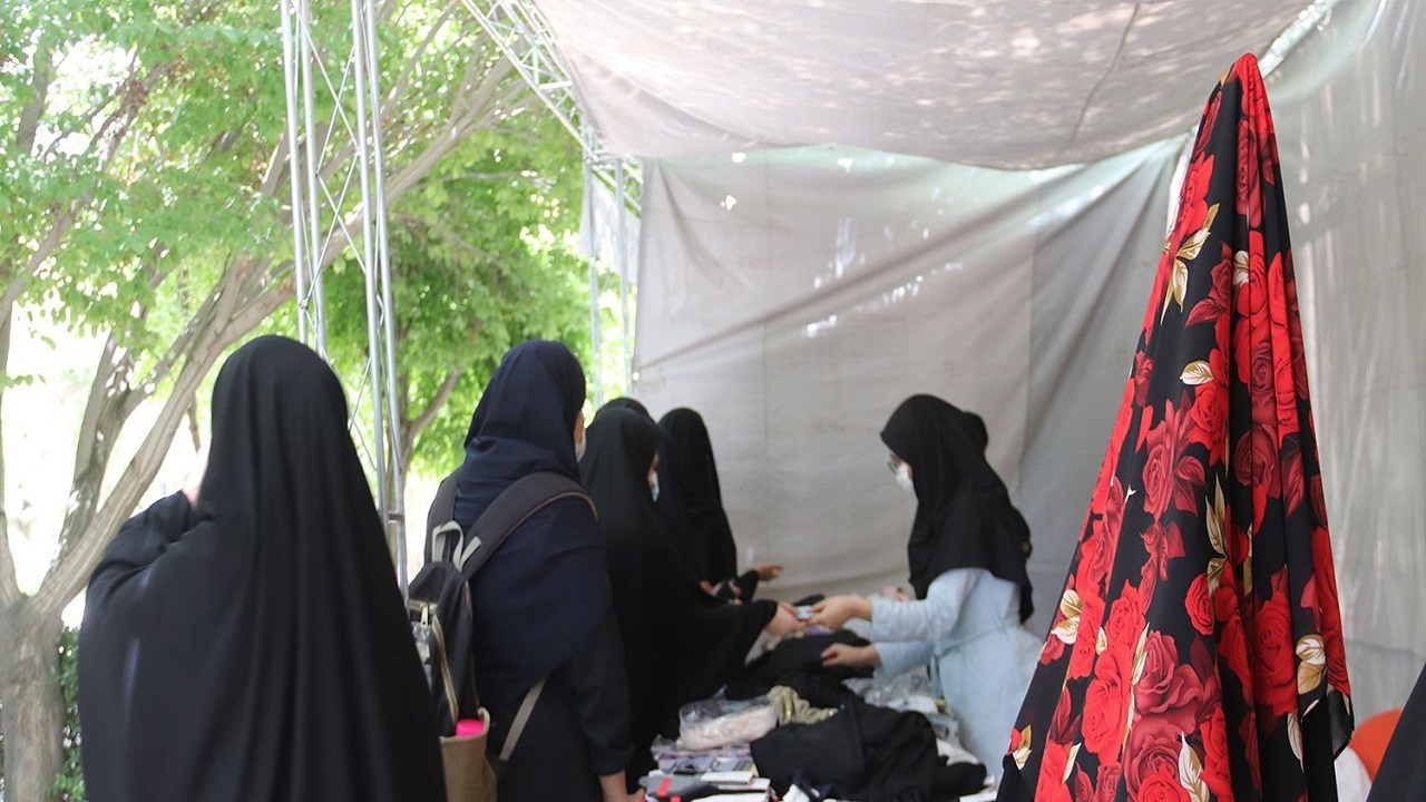 برپایی نمایشگاه عفاف و حجاب در یزد
