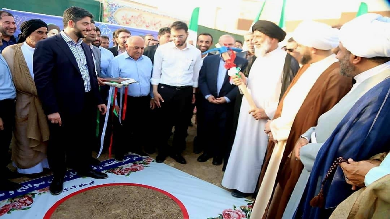 کلنگ بیمارستان سوانح سوختگی بندر ماهشهر به زمین زده شد 