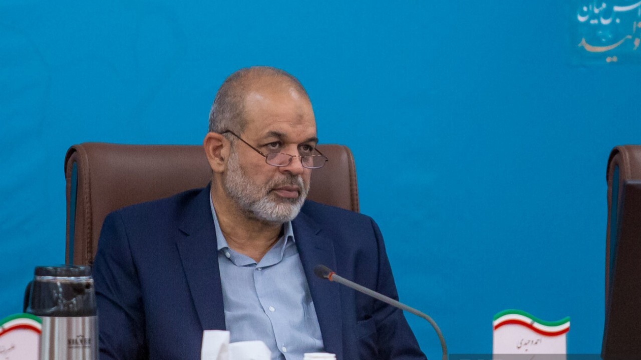 مسئله آب سیستان موضوع درجه یک دولت است