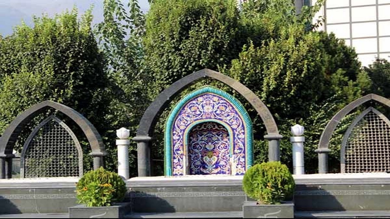 تکمیل یادمان‌های شهدای استان یزد تا دهه فجر
