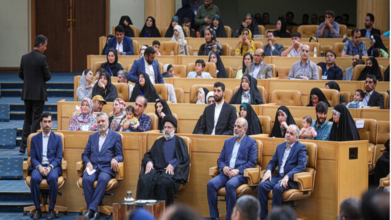 مراسم گرامیداشت هفته بهزیستی با حضور رئیس جمهور + فیلم