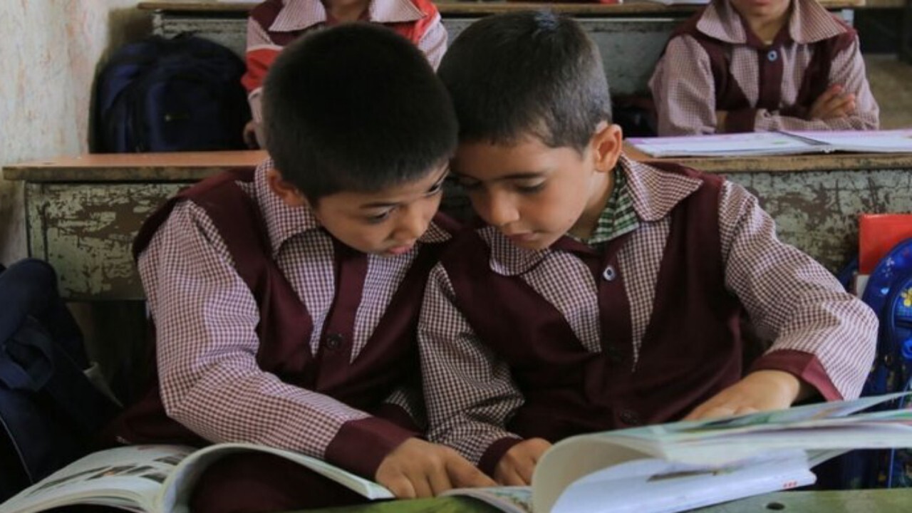 شیوه‌نامه ثبت‌نام دانش‌آموزان اتباع در دست بررسی است