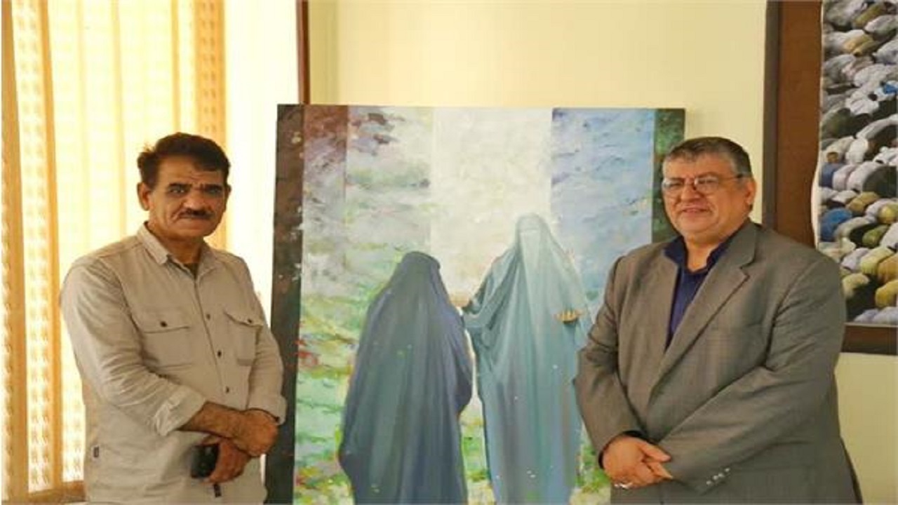 رونمایی از تابلوی نقاشی «اولین دیدار» به مناسبت هفته عفاف و حجاب