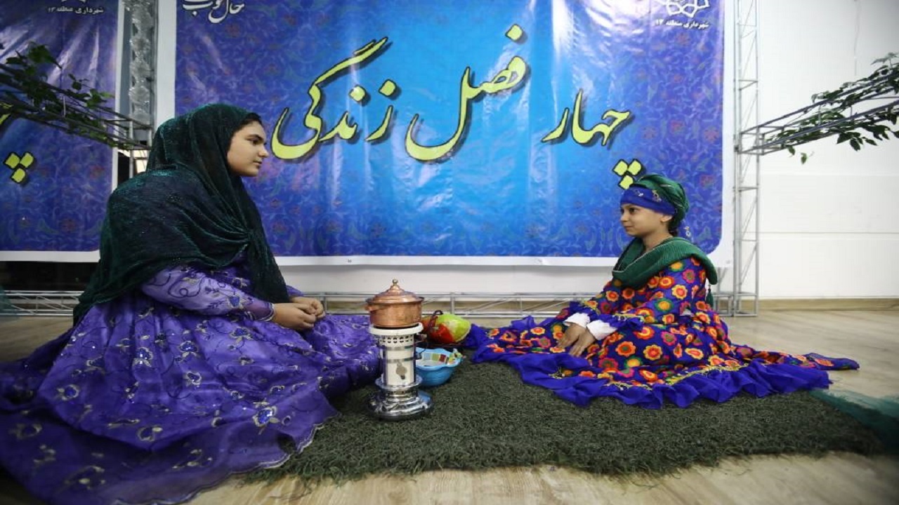 تصویر خانواده‌ای دوست داشتنی در نمایشگاه ۴ فصل زندگی 
