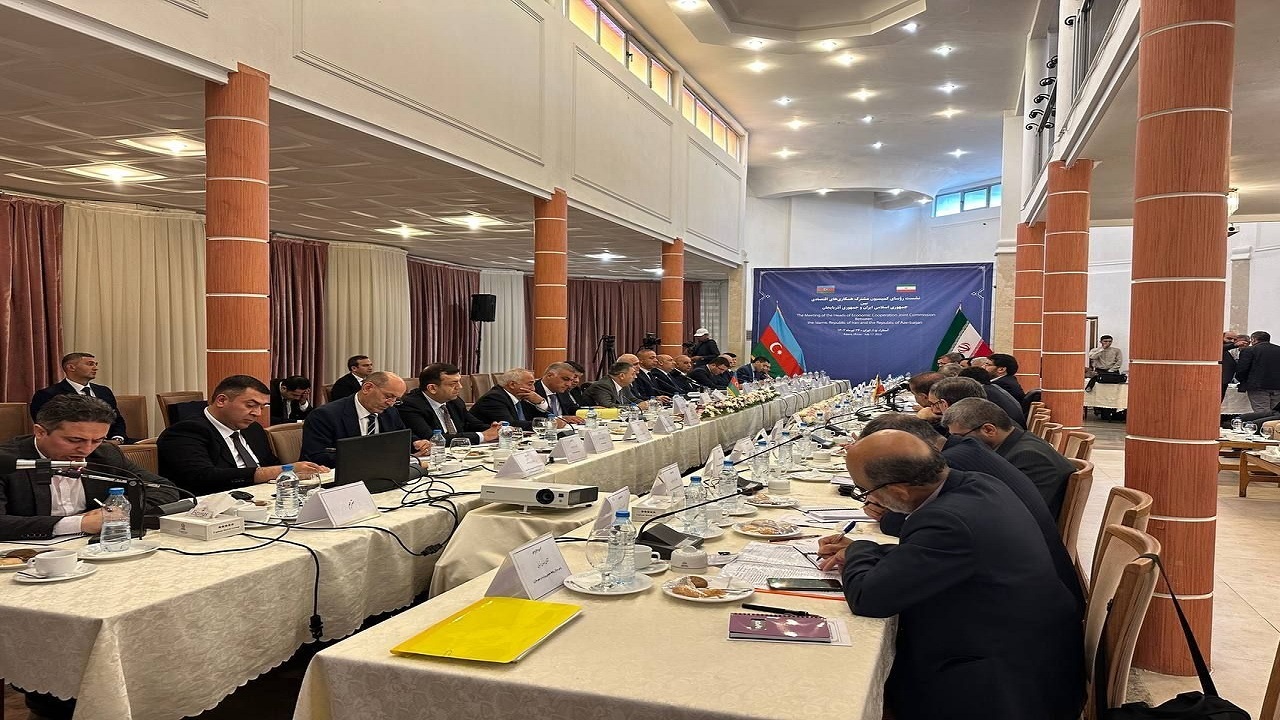 نشست کمیسیون مشترک اقتصادی ایران و جمهوری آذربایجان در آستارا