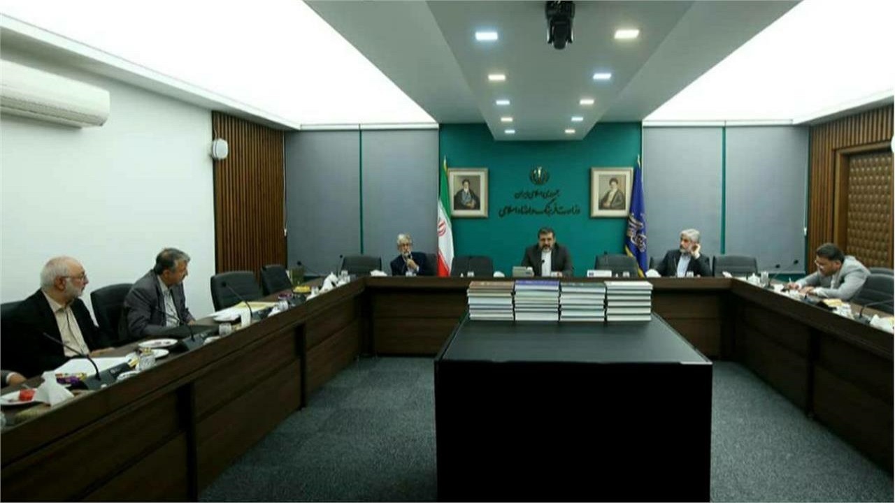 همایش بین‌المللی ایران‌شناسان برجسته جهان برگزار شود