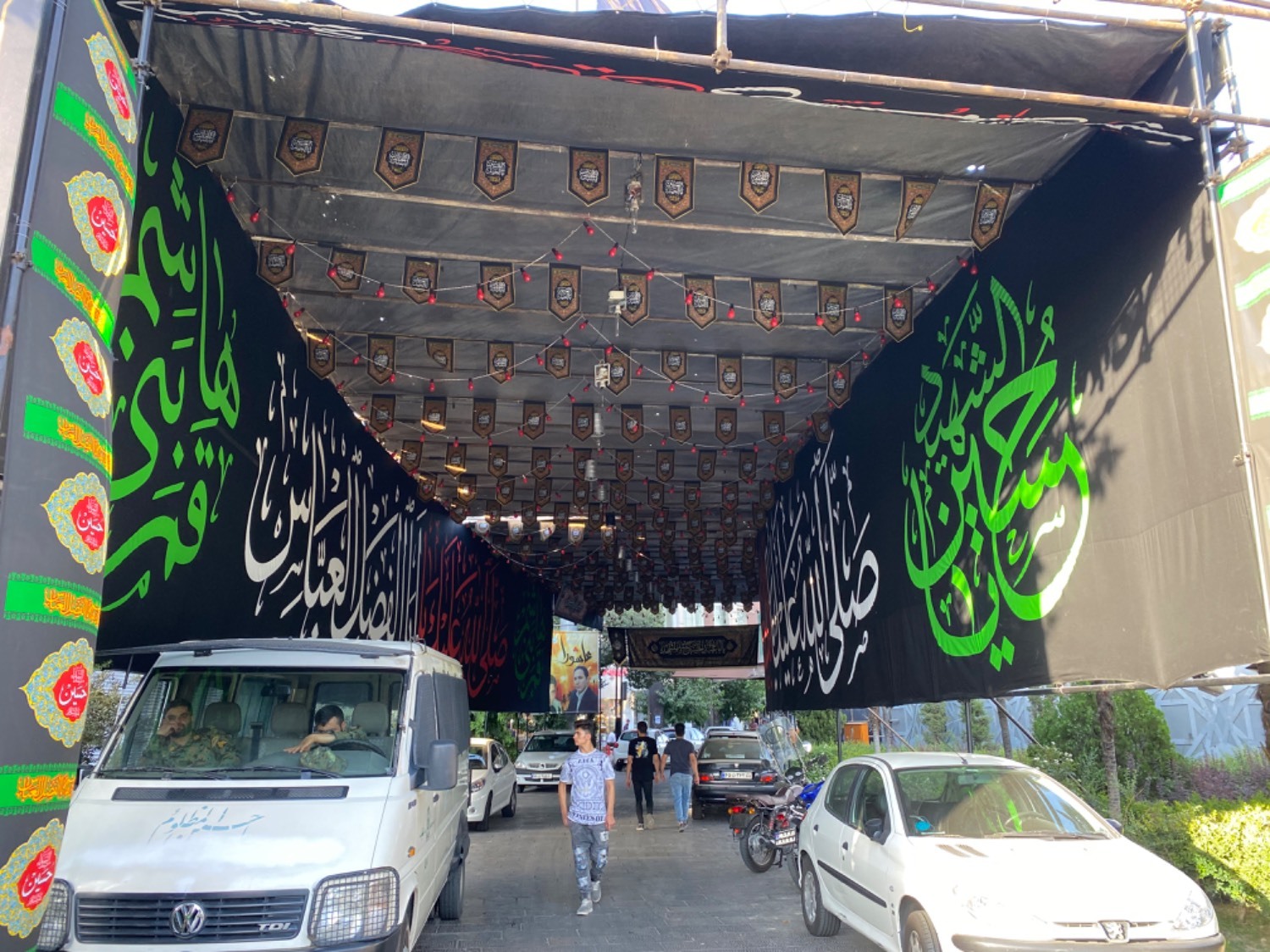 تهران در سوگ حسینی