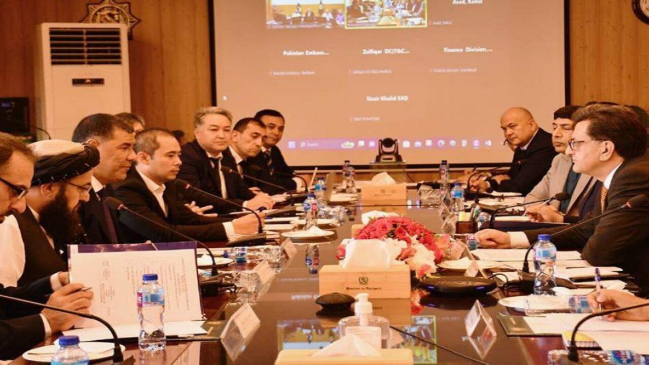 نشست سه ‌جانبه میان مسئولان خط‌آهن افغانستان، پاکستان و ازبکستان