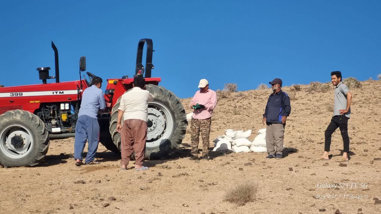 آماده سازی معابر روستای جعفریه