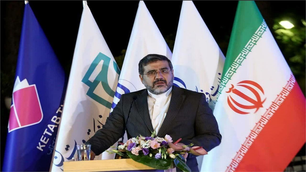 برگزاری باشکوه نمایشگاه کتاب مایه آبروی نظام فرهنگی کشور شد